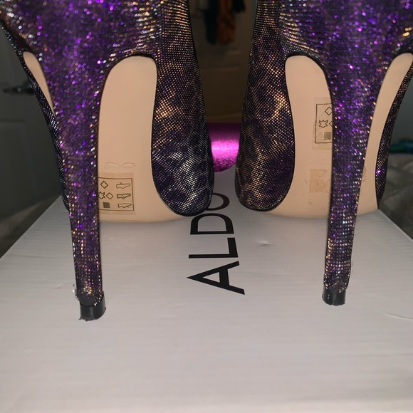 ALDO purple cheetah heels with matching bag - Picture 4 of 6